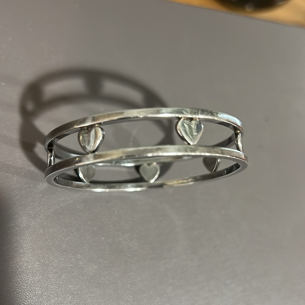 Tiffany & Co. 7 heart stencil bangle - Picture 2 of 11